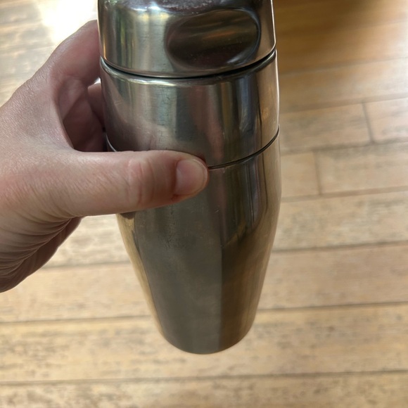 Alessi 870 Cocktail Shaker - Picture 5 of 5